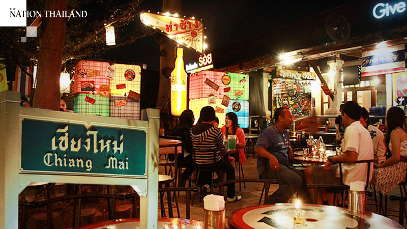 Night owls swarm famous Chiang Mai hangout as city released from lockdown Night owls swarm famous Chiang Mai hangout as city released from lockdown