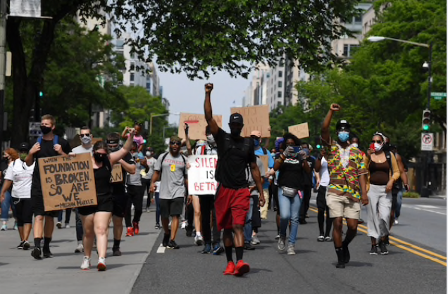 Trump signs order on policing, but Democrats and activists say it falls far short of what is needed Trump signs order on policing, but Democrats and activists say it falls far short of what is needed