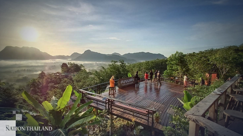 Phatthalung’s Banthat mountain bustles with tourists as scenic viewpoints are reopened Phatthalung’s Banthat mountain bustles with tourists as scenic viewpoints are reopened