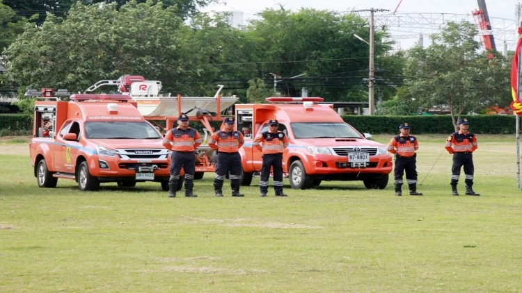 Storms batter four provinces Storms batter four provinces