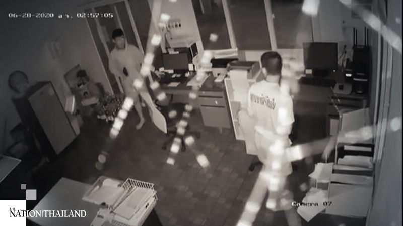 Hunt on for two teens suspected of robbing cash, cheques from storehouse Hunt on for two teens suspected of robbing cash, cheques from storehouse