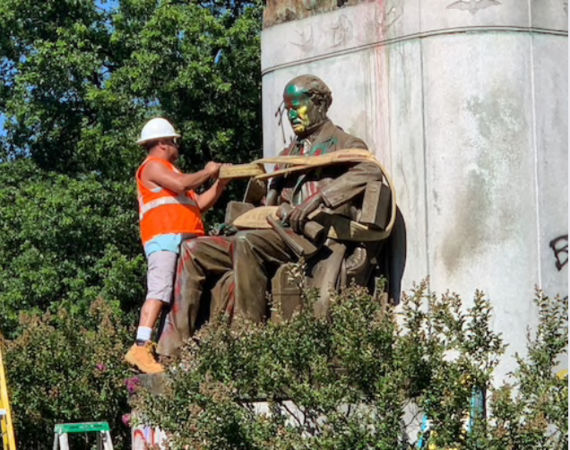Richmond, Va., removes second Confederate statue, of Matthew Fontaine Maury Richmond, Va., removes second Confederate statue, of Matthew Fontaine Maury