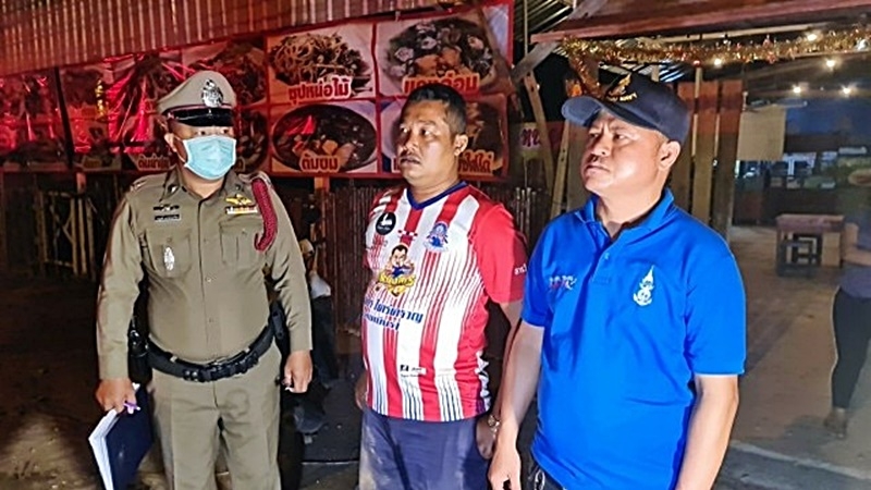 Drunk soldier shoots policeman as he tries to pull him out of flipped car Drunk soldier shoots policeman as he tries to pull him out of flipped car