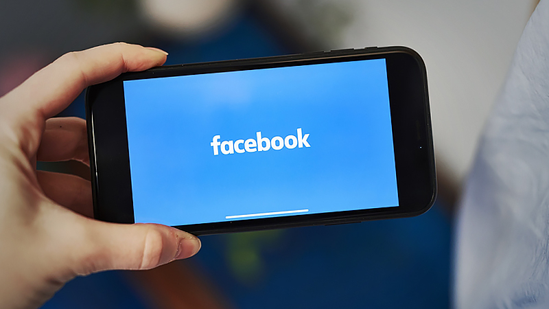 Facebook is working to persuade advertisers to abandon their boycott. So far, they aren't impressed. Facebook is working to persuade advertisers to abandon their boycott. So far, they aren't impressed.