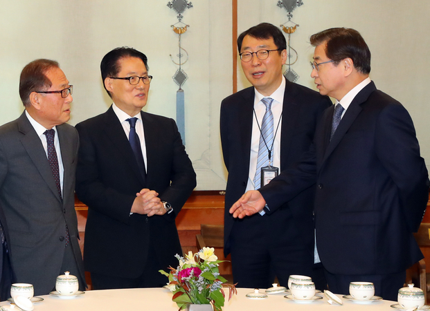 With new team, Moon set to push for inter-Korean breakthrough With new team, Moon set to push for inter-Korean breakthrough