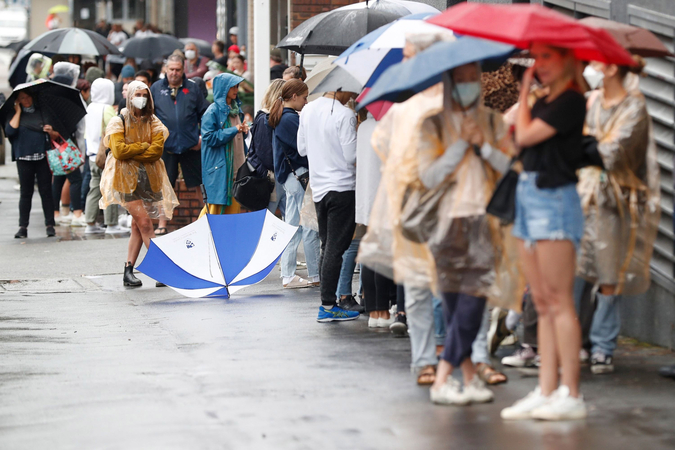 Generation Z is bearing the economic brunt of the virus Generation Z is bearing the economic brunt of the virus