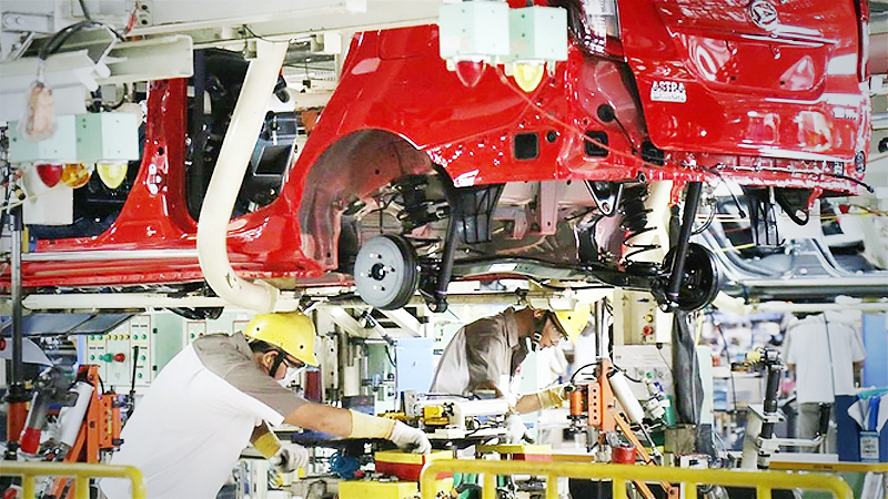 Japanese companies hold firm on investment plans in Indonesia despite drop in sales, production Japanese companies hold firm on investment plans in Indonesia despite drop in sales, production