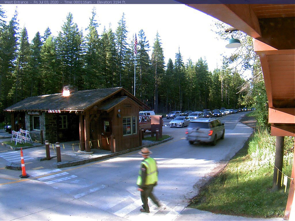 Logjam of tourists at Glacier National Park Logjam of tourists at Glacier National Park