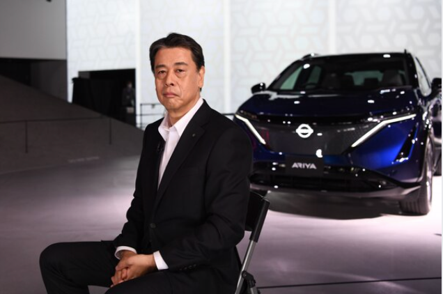 Nissan unveils new electric SUV and logo redesign Nissan unveils new electric SUV and logo redesign