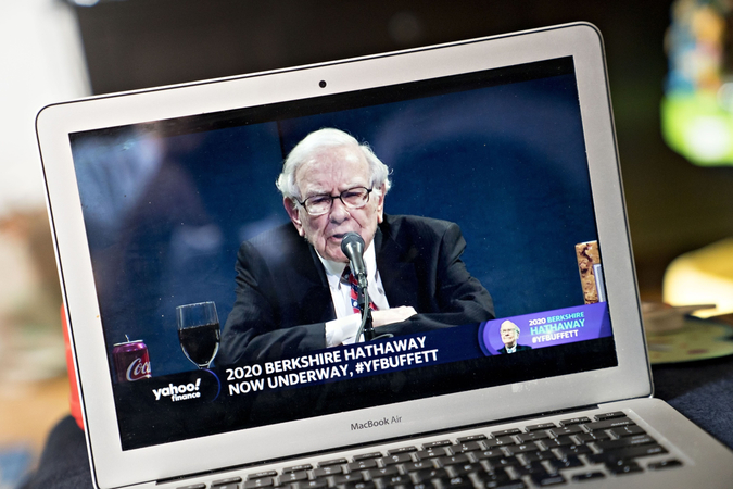 Warren Buffett sees natural gas sticking around Warren Buffett sees natural gas sticking around