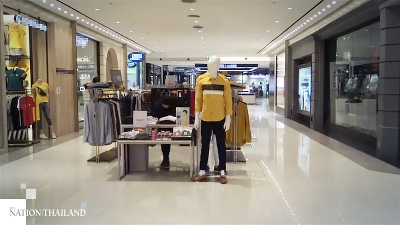 Rayong department stores reopen after two-day closure but customers stay away Rayong department stores reopen after two-day closure but customers stay away