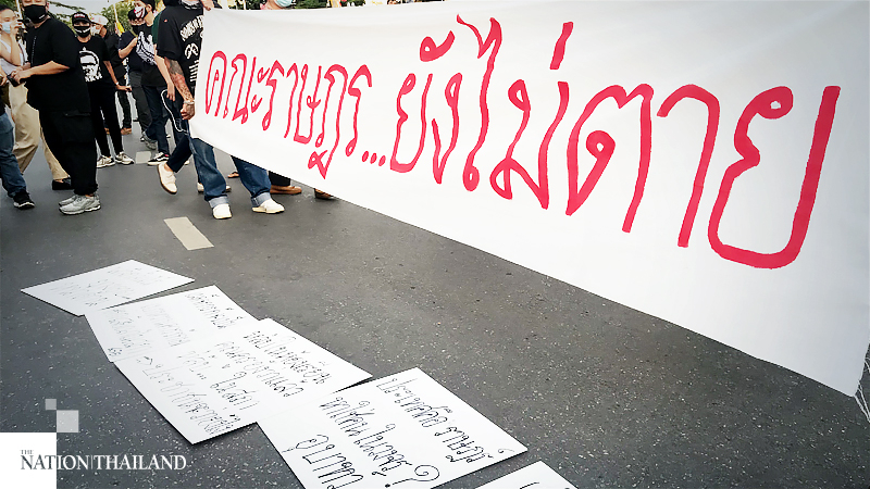 Rumblings of revolt against government get louder Rumblings of revolt against government get louder