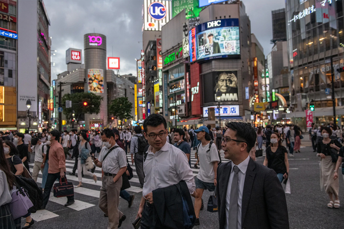 Japan promises to ease no-entry restrictions on foreign residents stranded abroad Japan promises to ease no-entry restrictions on foreign residents stranded abroad