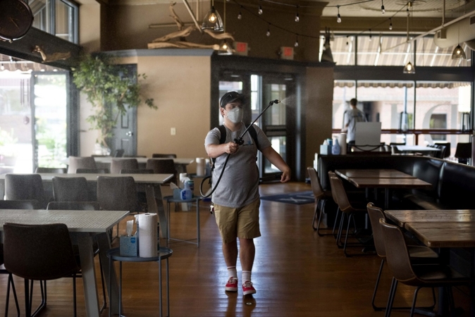 U.S. jobless claims rose last week for first time since March U.S. jobless claims rose last week for first time since March