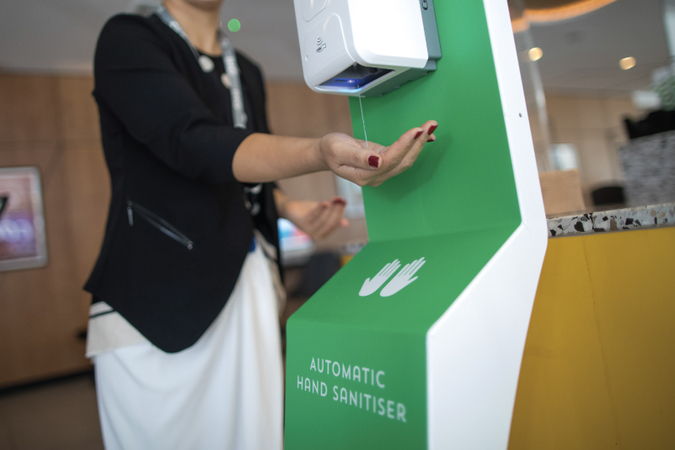 Public health professionals have recommended frequent hand-washing to guard against covid-19. If soap and water are not readily available, the Centers for Disease Control and Prevention recommends using an alcohol-based hand sanitizer with at least 60 percent ethanol. (Chris Ratcliffe/Bloomberg)