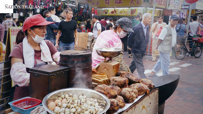 HK to ban dining-in, public gatherings of more than two HK to ban dining-in, public gatherings of more than two