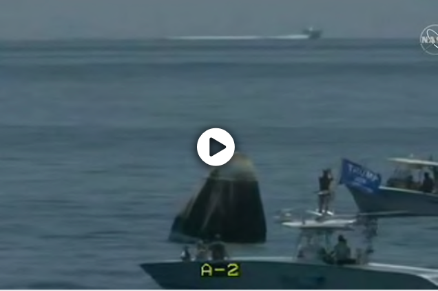 SpaceX capsule returns to Earth in calm Gulf of Mexico, with no surprises SpaceX capsule returns to Earth in calm Gulf of Mexico, with no surprises