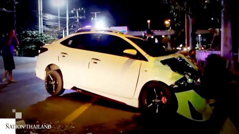 Four-year-old girl, mother have narrow escape in double crash Four-year-old girl, mother have narrow escape in double crash
