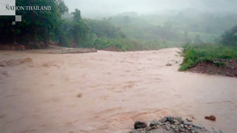 Flood-hit Phayao village marooned with 3 days of food Flood-hit Phayao village marooned with 3 days of food