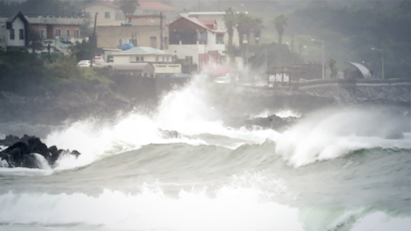 Typhoon Jangmi makes landfall in southern Korea Typhoon Jangmi makes landfall in southern Korea
