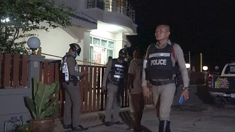 Mother found with throat slit after daughter leaves for school Mother found with throat slit after daughter leaves for school