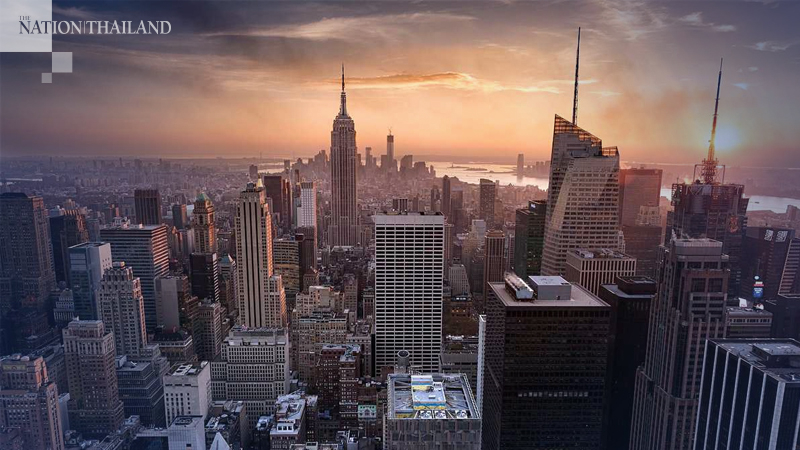 Manhattan apartment rents plunge 10% in pandemic-fueled exodus Manhattan apartment rents plunge 10% in pandemic-fueled exodus