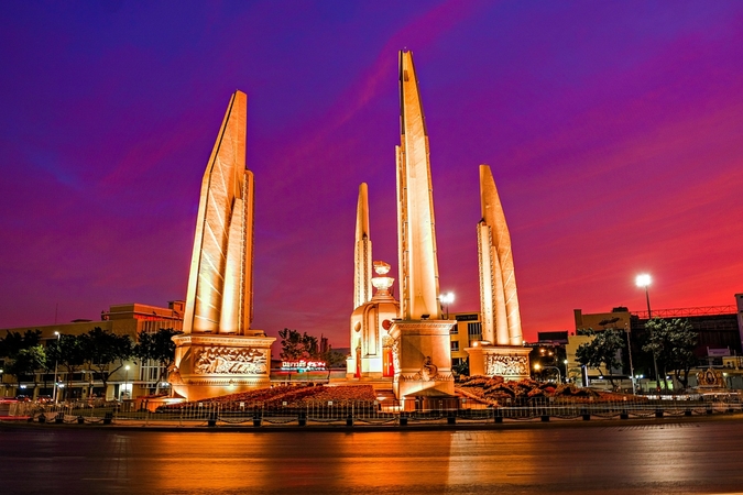 Thai artists stand by pro-democracy protesters Thai artists stand by pro-democracy protesters