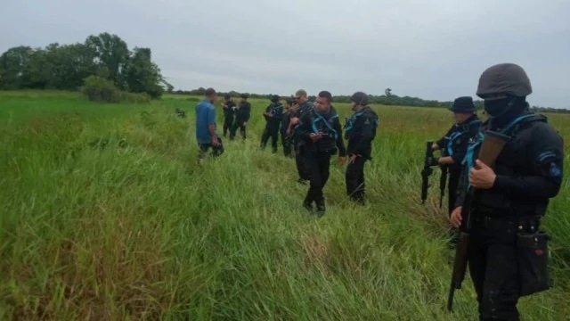 Two Pattani bombing suspects killed in shootout with soldiers Two Pattani bombing suspects killed in shootout with soldiers