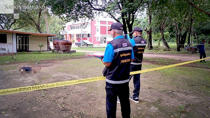 Axeman smashes up village, charges at policeman Axeman smashes up village, charges at policeman