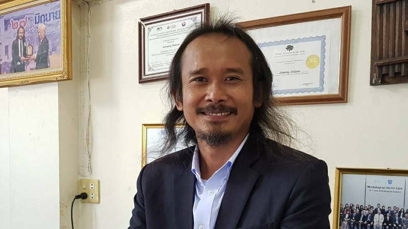 Migrant workers handed complaints-and-training lifeline during virus crisis Migrant workers handed complaints-and-training lifeline during virus crisis