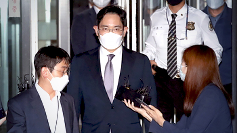 Samsung heir Lee Jae-yong indicted in merger probe Samsung heir Lee Jae-yong indicted in merger probe