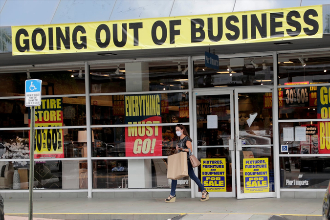 Some 881,000 people claimed jobless benefits last week as labor market continues to feel pain of pandemic Some 881,000 people claimed jobless benefits last week as labor market continues to feel pain of pandemic