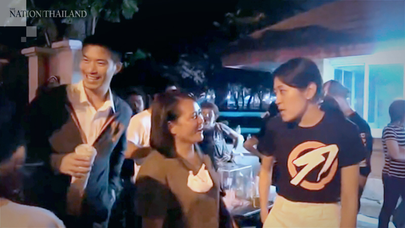 Thanathorn, Pannika join protesters to seek release of detained activists Thanathorn, Pannika join protesters to seek release of detained activists