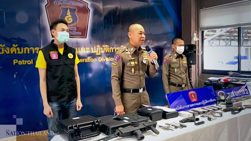 Indonesian, Singaporean men arrested for allegedly selling guns, explosives Indonesian, Singaporean men arrested for allegedly selling guns, explosives
