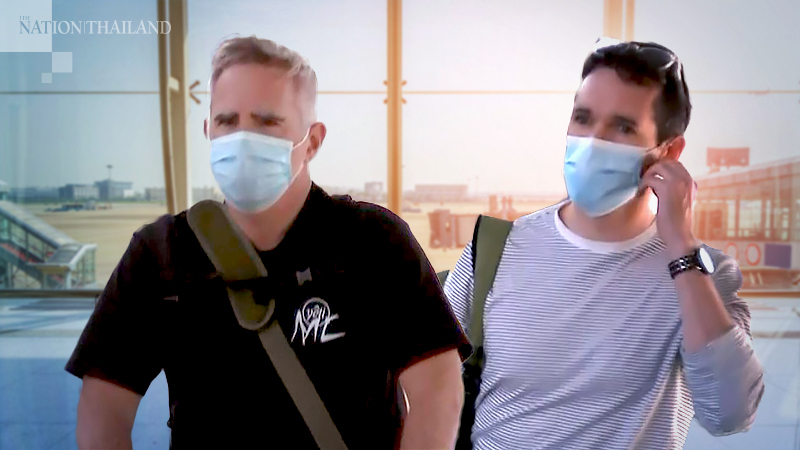 Two Australian journalists flee China after tense standoff Two Australian journalists flee China after tense standoff