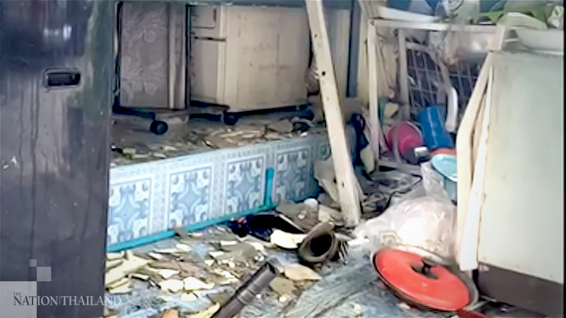 No casualties as apartment awning collapses No casualties as apartment awning collapses