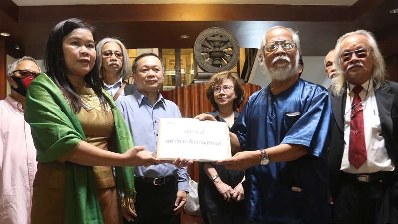 Photos by Korbphuk Phromrekha