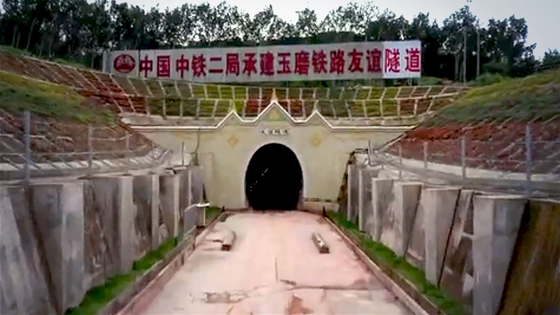China-Laos Railway completes cross-border tunnel China-Laos Railway completes cross-border tunnel