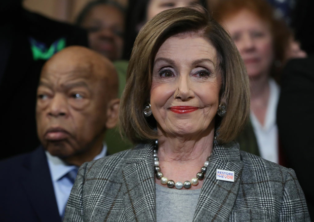 As Trump moves closer to Pelosi in economic aid talks, House speaker must decide next move As Trump moves closer to Pelosi in economic aid talks, House speaker must decide next move