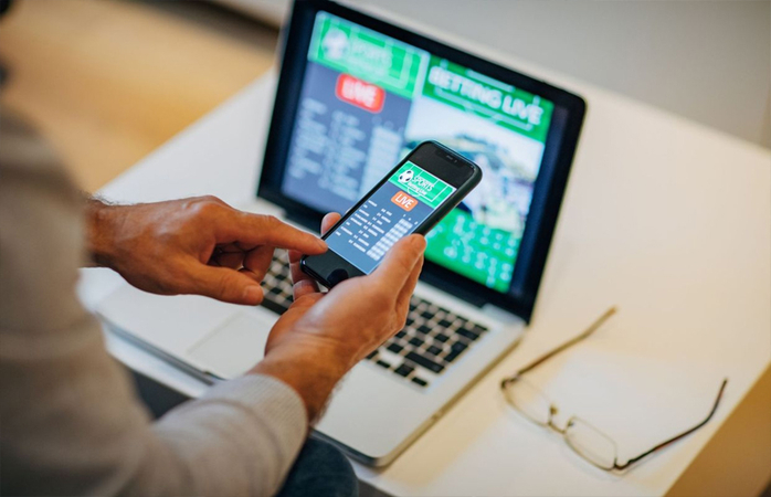 Online retail sales to hit $2.5 trillion in Asia by 2024 Online retail sales to hit $2.5 trillion in Asia by 2024