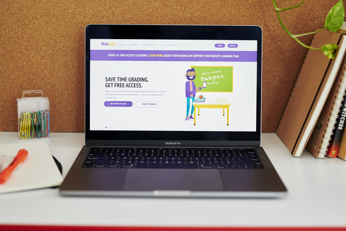 This startup pushes technology into schools with paper and pen This startup pushes technology into schools with paper and pen