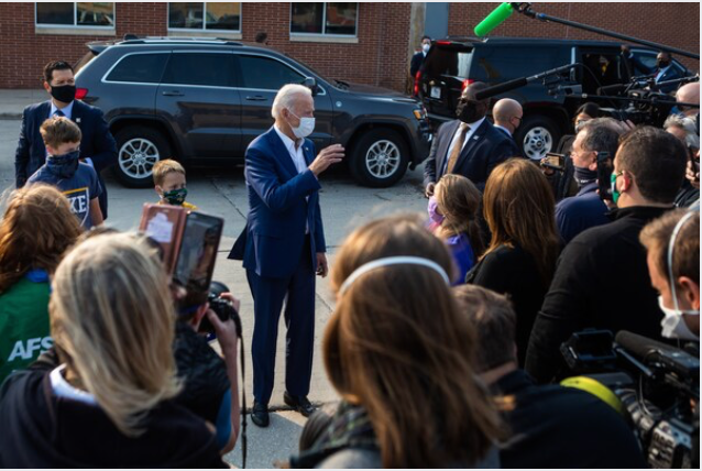Joe Biden greets supporters in Manitowoc, Wis., on Monday. MUST CREDIT: Washington Post photo by Demetrius Freeman.