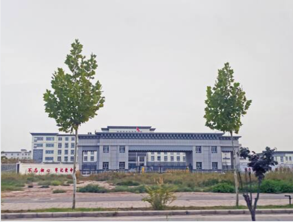 The gate of what is believed to be a new detention camp in Kashgar, China, for Uighur, spanning some 60 acres with 13 five-story buildings that can accommodate more than 10,000 people. MUST CREDIT: Washington Post photo by Anna Fifield