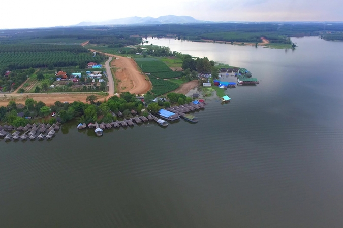 Irrigation department to discuss fair compensation to farmers for building reservoir in drought-hit Rayong Irrigation department to discuss fair compensation to farmers for building reservoir in drought-hit Rayong