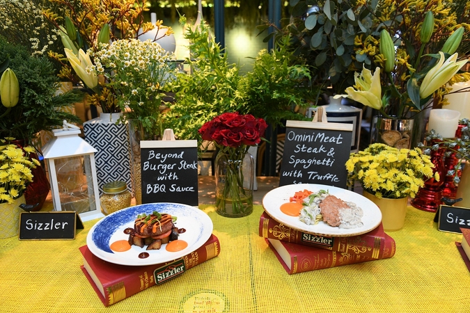 Sizzler offers plant-based ‘meaty’ options for vegetarian festival next month Sizzler offers plant-based ‘meaty’ options for vegetarian festival next month