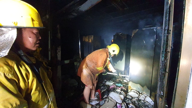 Mysterious fire wipes out official documents in Ubon Ratchathani sub-district’s administration office Mysterious fire wipes out official documents in Ubon Ratchathani sub-district’s administration office