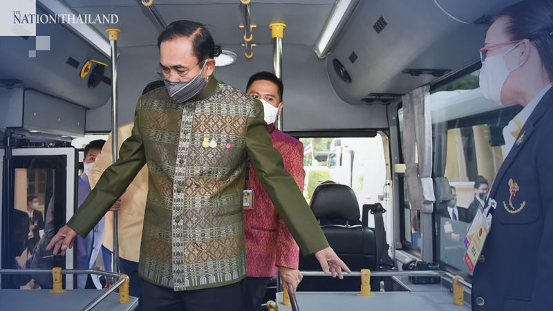 Prayut applauds BMTA for producing locally made electric buses Prayut applauds BMTA for producing locally made electric buses