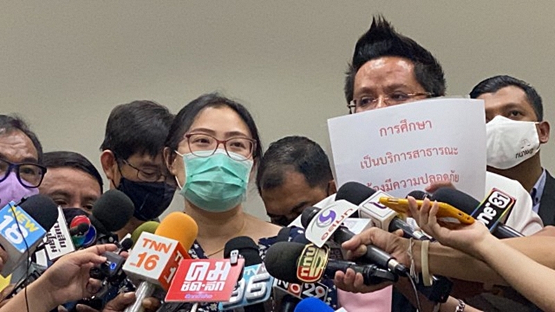 Parents of assaulted children call on attorney-general to seek protection Parents of assaulted children call on attorney-general to seek protection