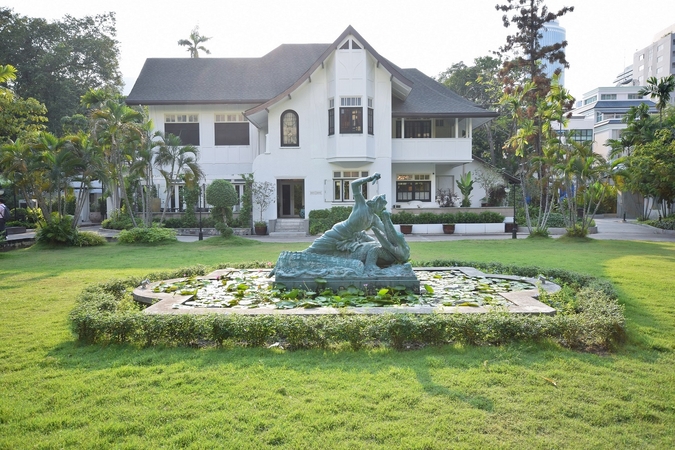 Dusit Thani offers complimentary stay for big spenders Dusit Thani offers complimentary stay for big spenders