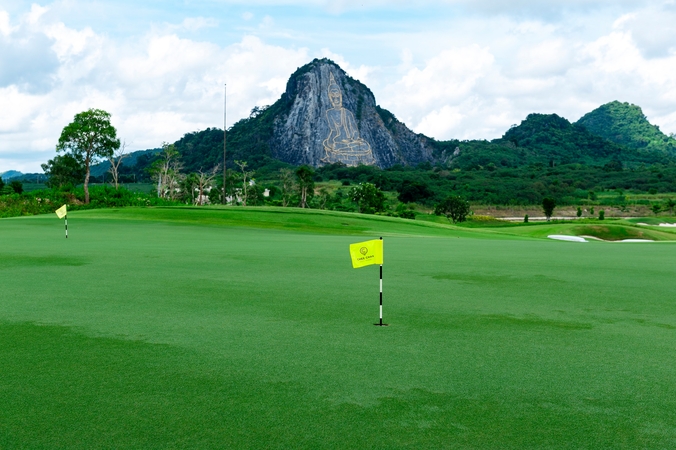 Chee Chan Golf Resort Extends Its “Play More, Pay Less” to End of December 2020 Chee Chan Golf Resort Extends Its “Play More, Pay Less” to End of December 2020